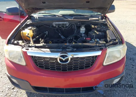 2011 Mazda Tribute I Sport z USA, uszkodzony, nr VIN 4F2CY0C7XBKM00850